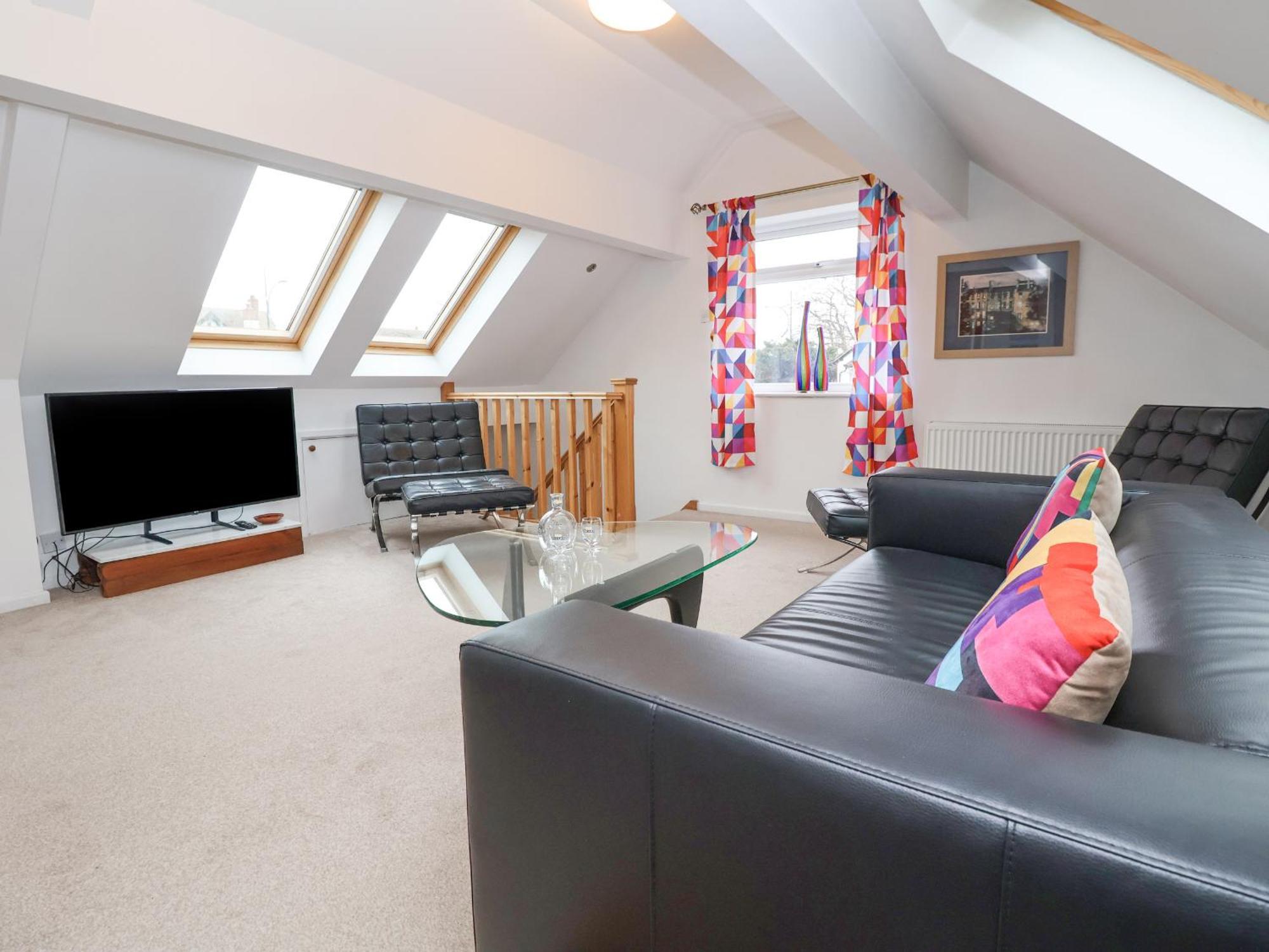 Dragon'S Den Apartment เชสเตอร์ ภายนอก รูปภาพ