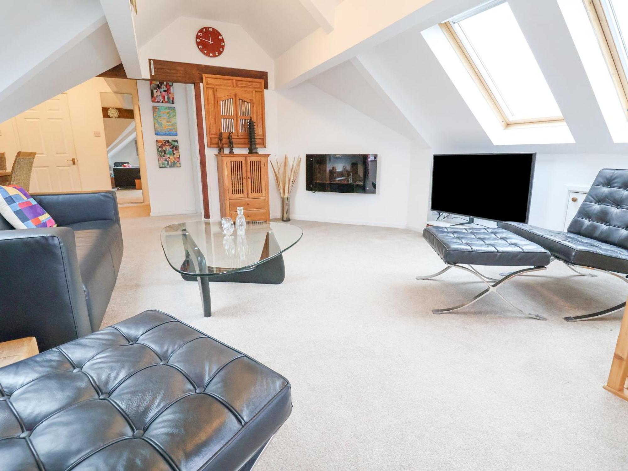 Dragon'S Den Apartment เชสเตอร์ ภายนอก รูปภาพ
